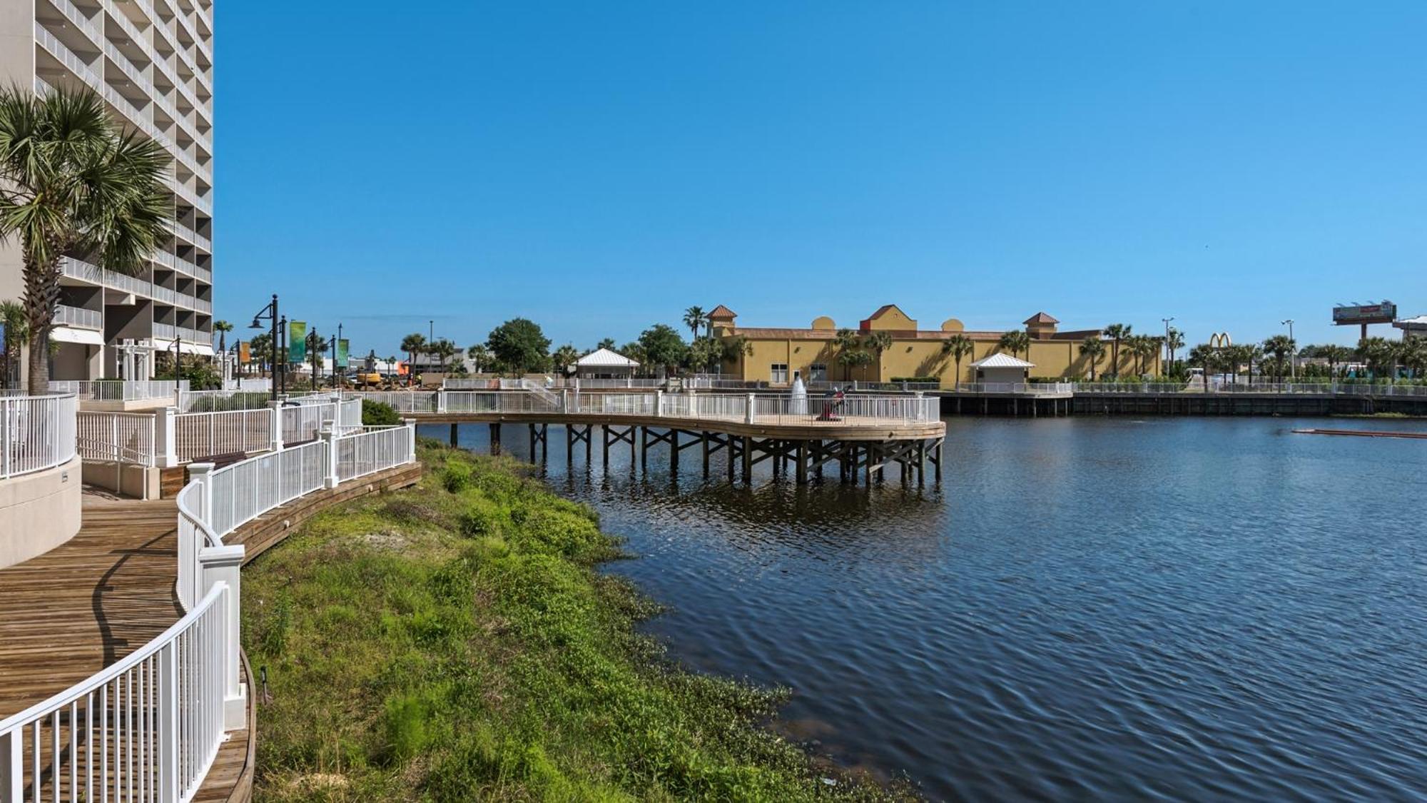 Laketown Wharf 613! Ocean View, 1 Bd, 2 Bath, And Amazing Amenities! Villa Panama City Beach Buitenkant foto